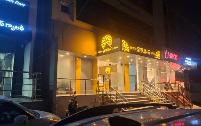 Hotel Spring Stays Near US Consulate