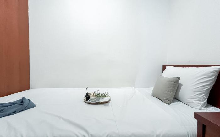 Spacious 2BR Apartment at GP Plaza By Travelio
