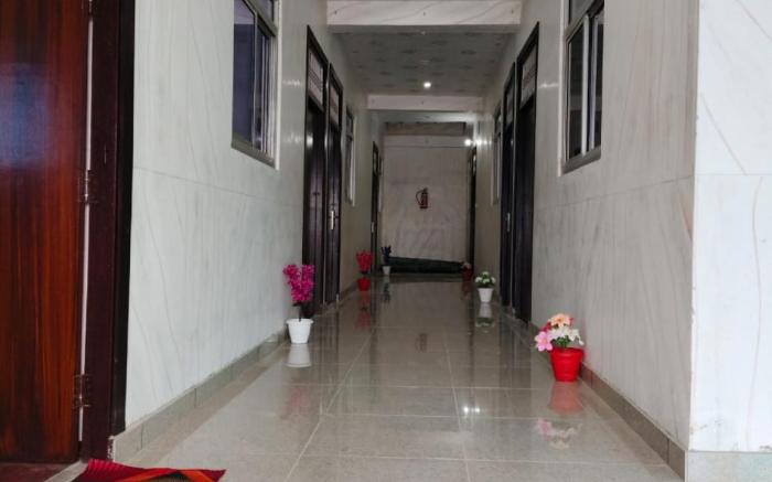 Goroomgo Sana Guest House & Banquet Hall Lucknow