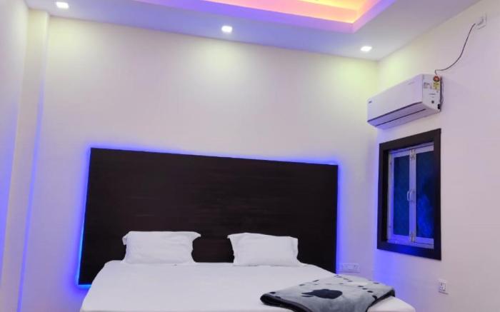 Goroomgo Sana Guest House & Banquet Hall Lucknow