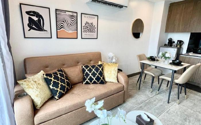 Stylish 1BR Loft Near Naiharn Beach Pool Gym C181