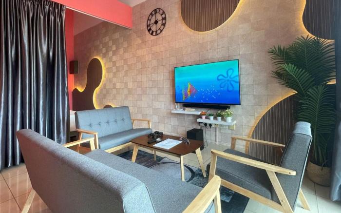 Cozy Colorful Home @ Mount Austin JB 6 Pax