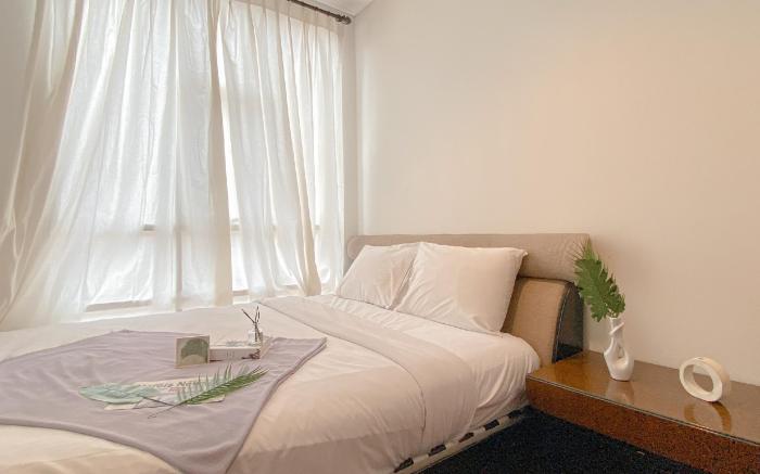 Big Cozy 3BR Apt Lucky Tower Residence By Travelio