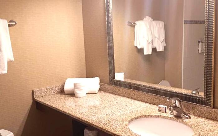 Holiday Inn Express Philadelphia Penn's Landing By IHG