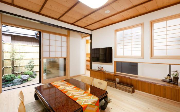 Chiyonoya 千代乃家