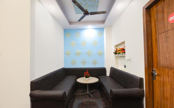 FabHotel NP International
