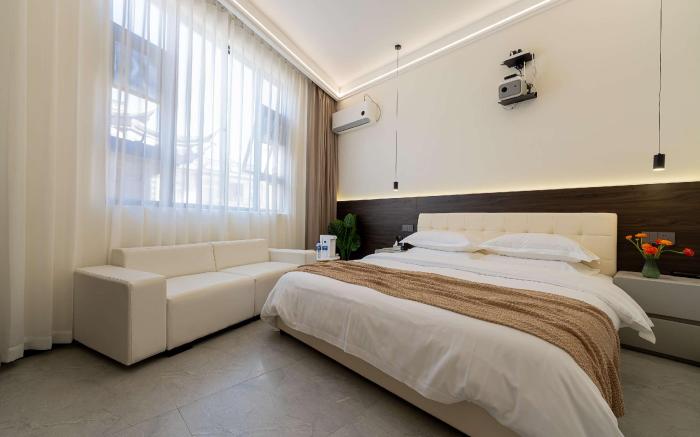 Wuyi Whispering Maple