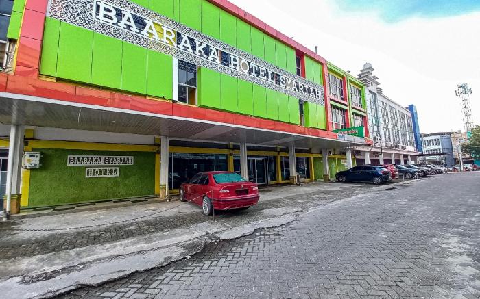 RedDoorz Hotel Baaraka near Living World