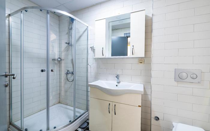 Royal Luxury Hotels & Suites