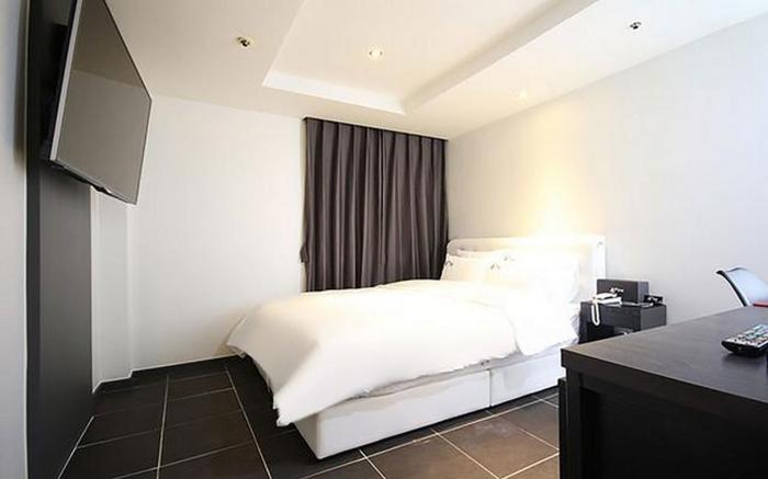 Changwon Don Hotel