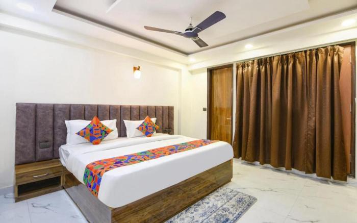 DM 1664 Premium Stay near Unitech Cyber Park