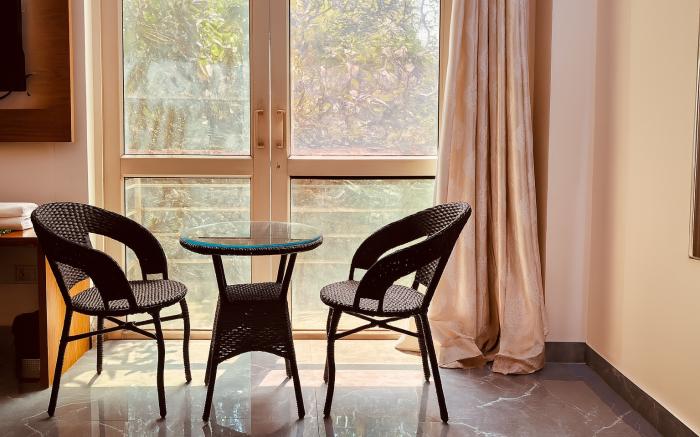 Yash House by JMD Group