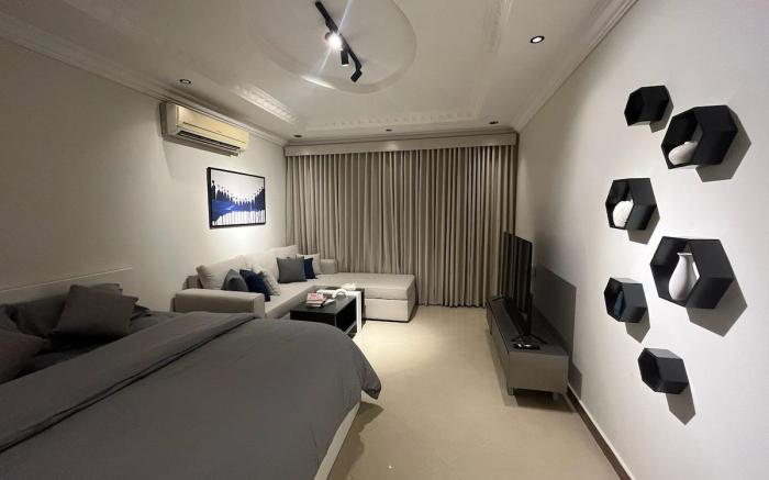 122 Luxury Studio in Almalka
