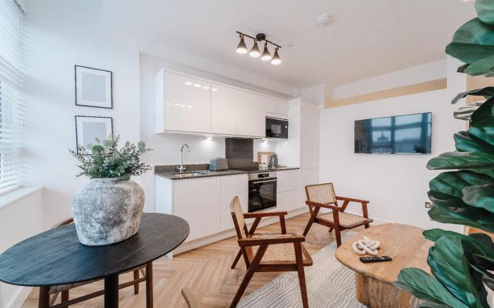 Modern Chester Flat in City Centre