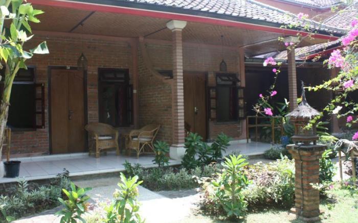 Rambutan Lovina Hotel