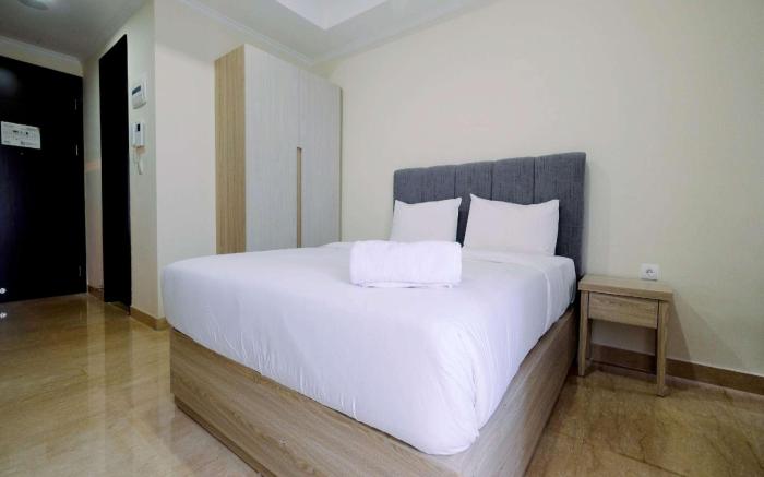 Cozy Studio Menteng Park Apartment By Travelio