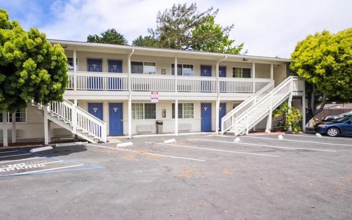 Fisherman's Cove Inn