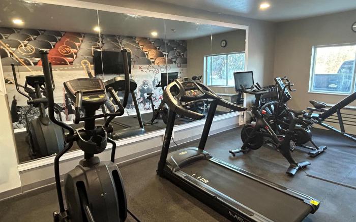 Best Western Plus Paper Valley Hotel