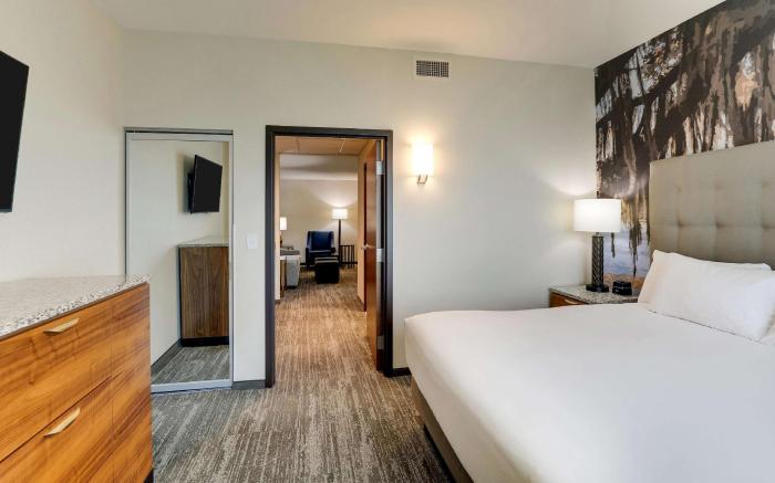 Drury Plaza Hotel Tallahassee