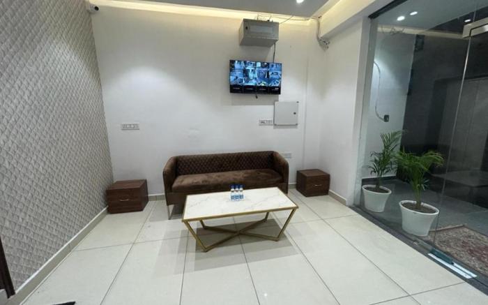 Hotel platinum inn