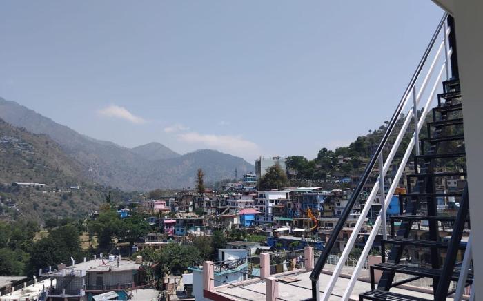 Rawat Residency