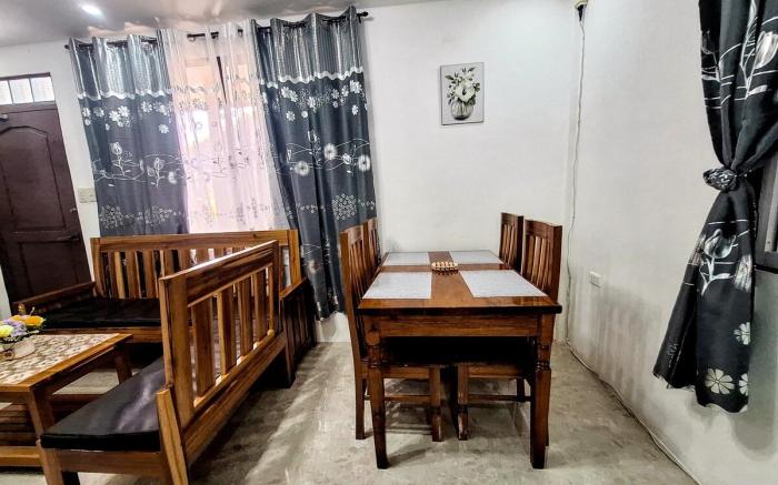 Aming tahanan Guesthouse - the Lower loft