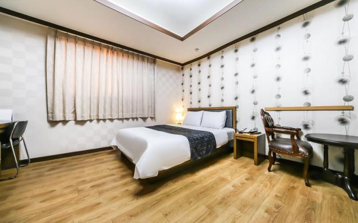 Modern business hotel