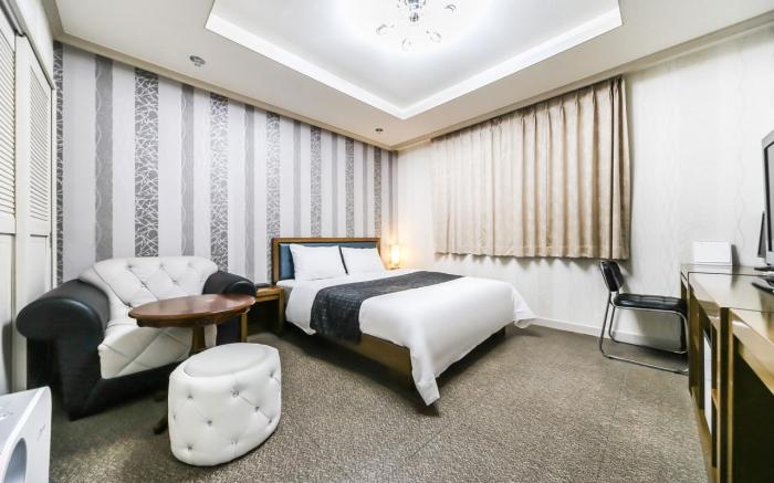 Modern business hotel