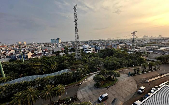 Sky Heaven Greenbay Apartment in North Jakarta