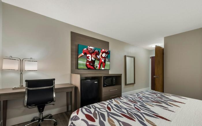 Red Roof Inn & Suites Vineland- Buena