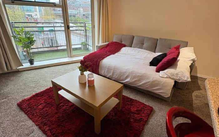 Birmingham City Centre | Sleeps 6 | Free Parking