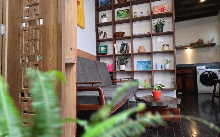Bright Home with In-House Garden, Free Washer