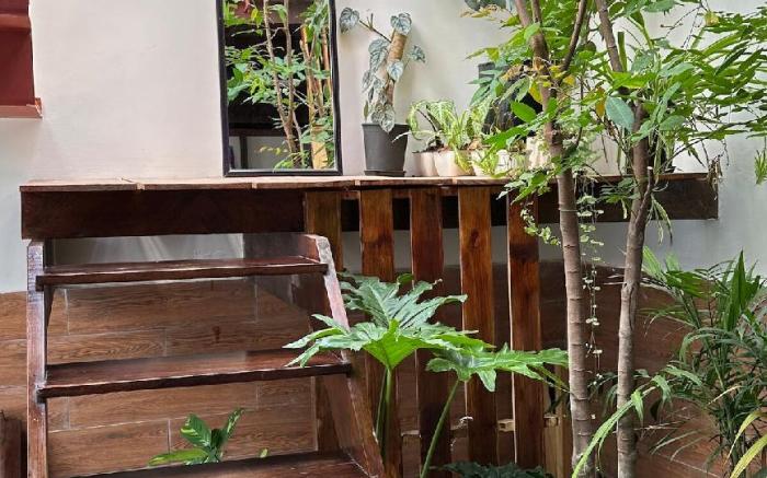 Bright Home with In-House Garden, Free Washer