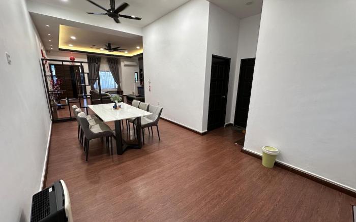 Golden Villa Homestay