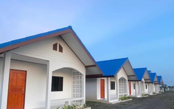 Route652 Resort Singburi