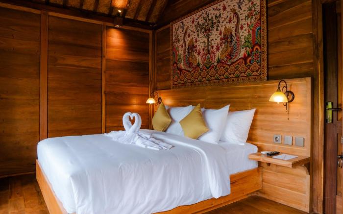 Devani Resort Sidemen