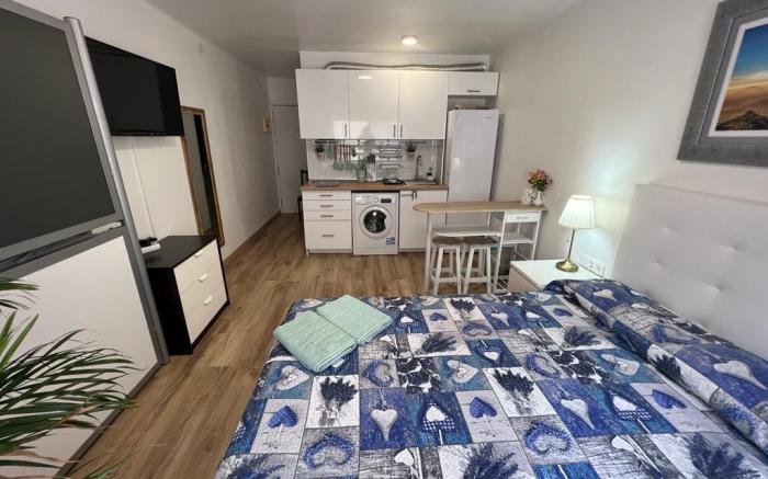 Cozy studio 50 meters from the sea