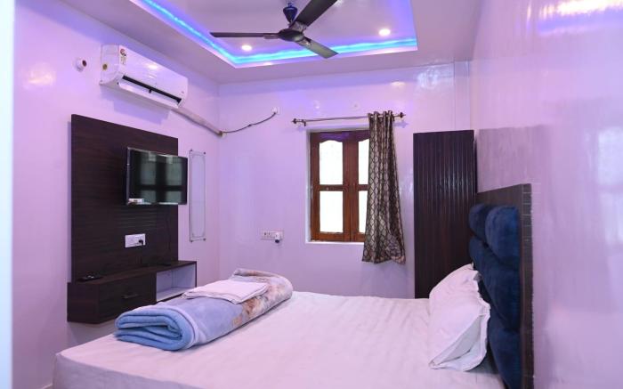 Ganpati Shri P. Guest House