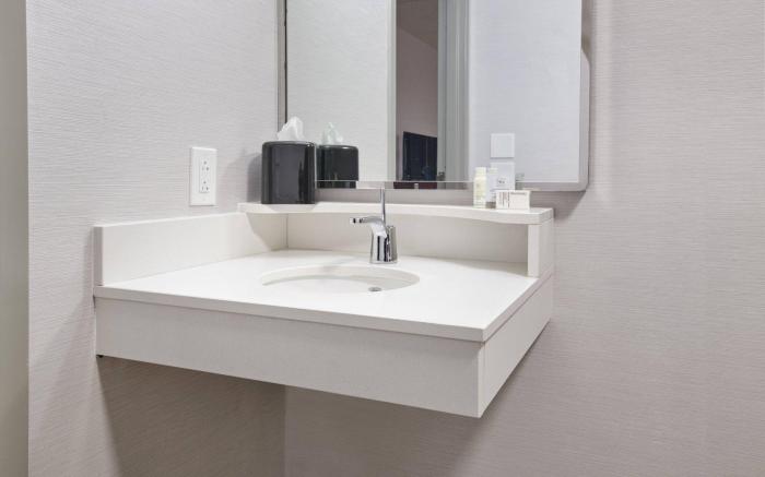 Courtyard by Marriott Chicago Lincolnshire