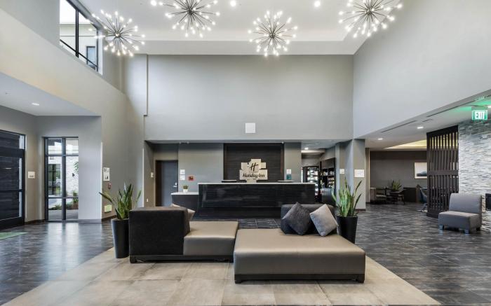 Holiday Inn Hotel & Suites Milpitas By IHG