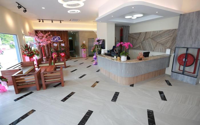 Pantai Regal Boutique Hotel