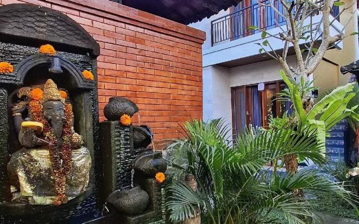 Asna House