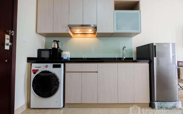 Modern Studio Menteng Park Apartment By Travelio