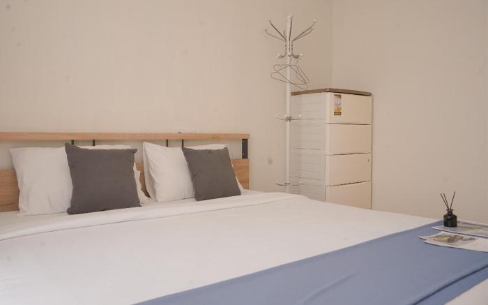 Best Deal Comfy 2BR Sky House BSD Apt By Travelio