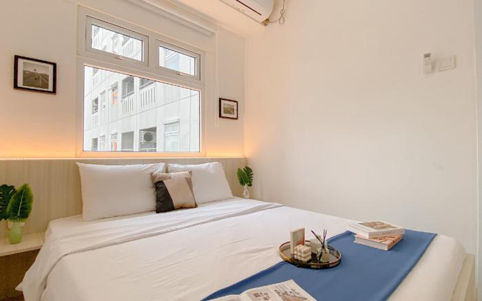 Good Cozy 2BR Green Pramuka City Apt By Travelio