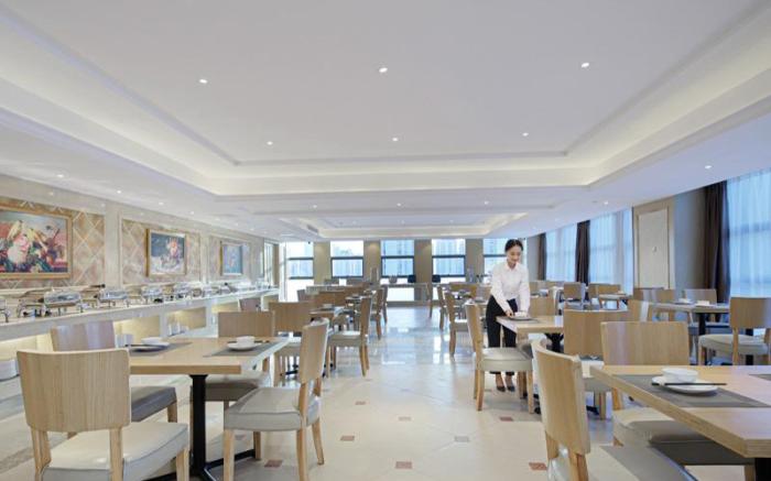 Vienna International Hotel Hefei Binhu Zhongyue Plaza