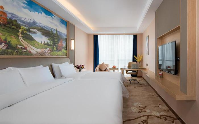 Vienna International Hotel Jiangxi Jiujiang City Government Bali Lake