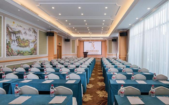 Vienna International Hotel Changsha Xiangjiang North Road Jinxia Metro Station