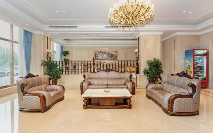 Vienna Hotel Zhumadian Zhengyang Plaza