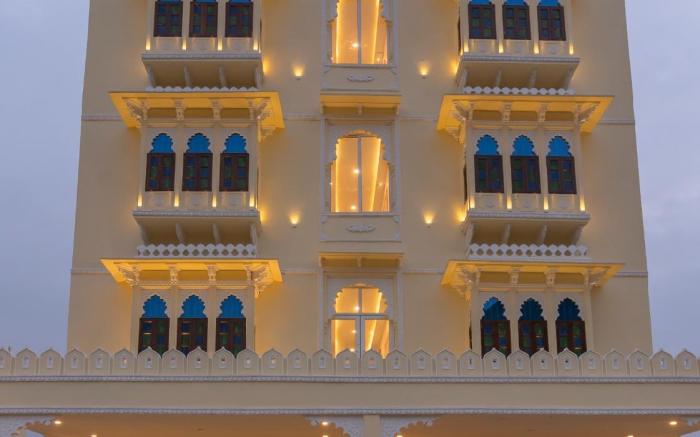 ARISTA - A Luxury Boutique Hotel